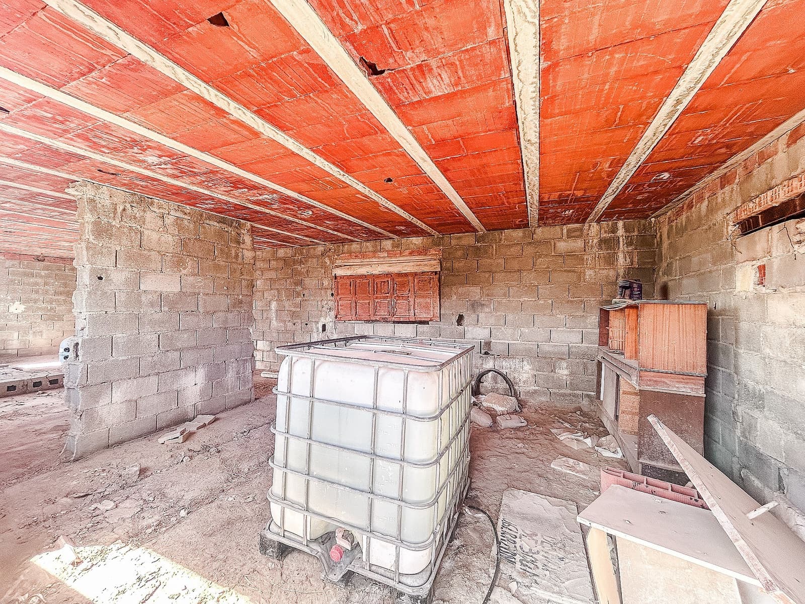 4 soveværelse Finca/Landehus til salg i Agost - € 84.995 (Ref: 9293223)