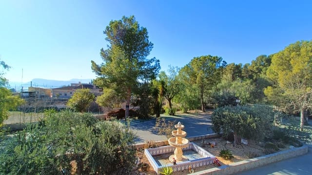 4 soveværelse Villa til salg i La Romana - € 320.000 (Ref: 9301326)