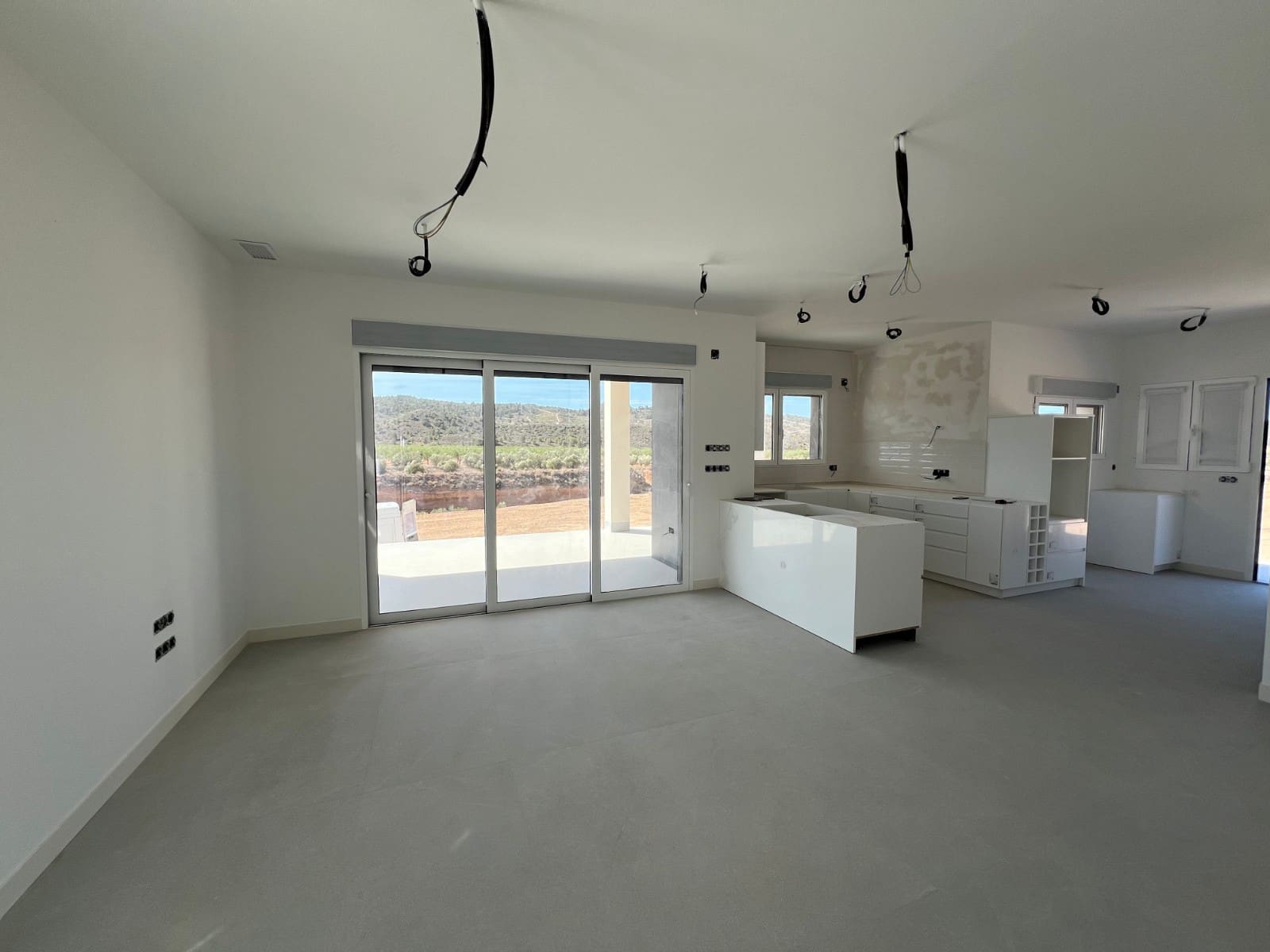 3 makuuhuone Huvila myytävänä paikassa Macisvenda - 449 999 € (Ref: 9301334)