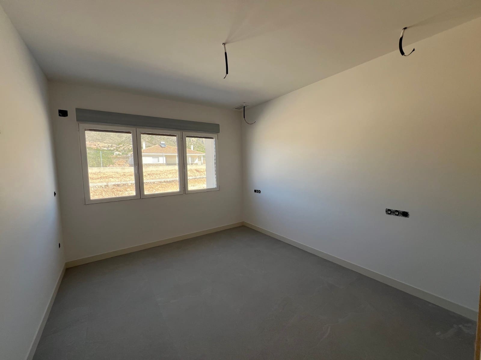 3 makuuhuone Huvila myytävänä paikassa Macisvenda - 449 999 € (Ref: 9301334)