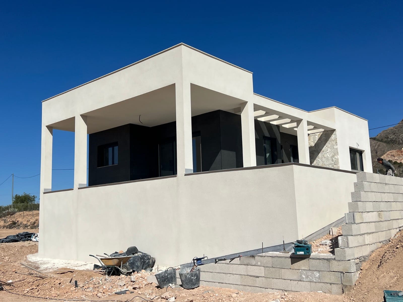 3 makuuhuone Huvila myytävänä paikassa Macisvenda - 449 999 € (Ref: 9301334)