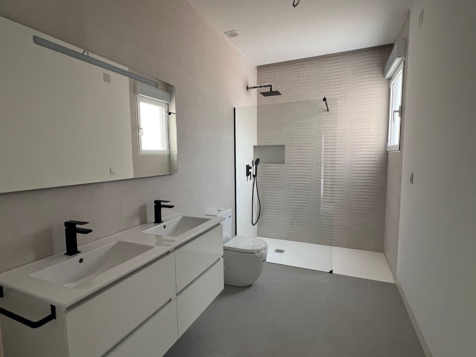 3 makuuhuone Huvila myytävänä paikassa Macisvenda - 449 999 € (Ref: 9301334)