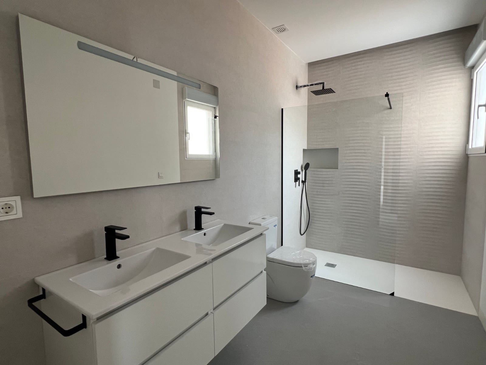 3 makuuhuone Huvila myytävänä paikassa Macisvenda - 449 999 € (Ref: 9301334)