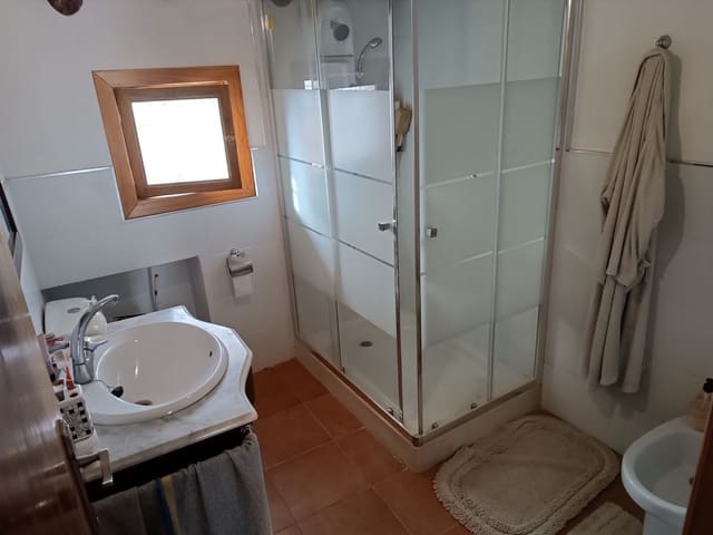 6 soverom Finca/Herregård til salgs i Yecla med garasje - € 159 000 (Ref: 9301335)