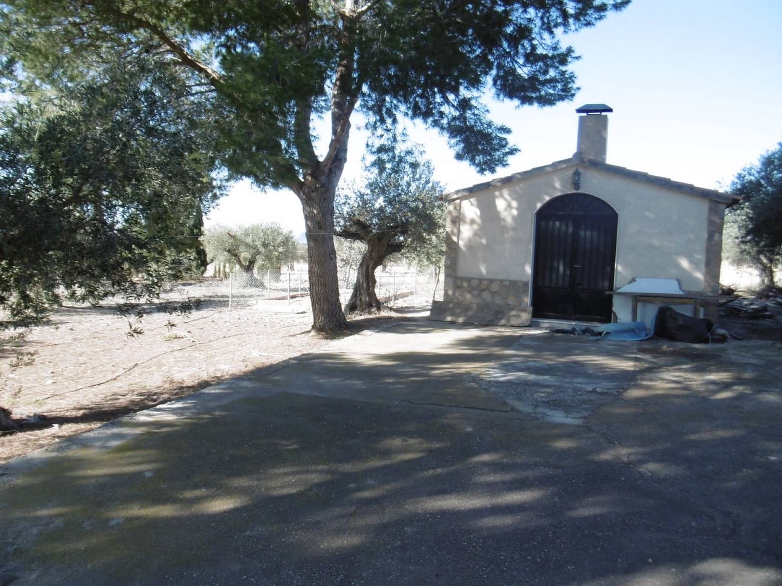 3 slaapkamer Villa te koop in Yecla met zwembad garage - € 210.000 (Ref: 9301336)