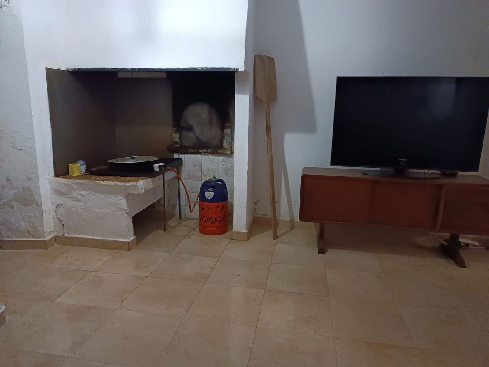 6 sypialnia Finka/Dom wiejski na sprzedaż w Yecla z basenem garażem - 130 000 € (Ref: 9301337)