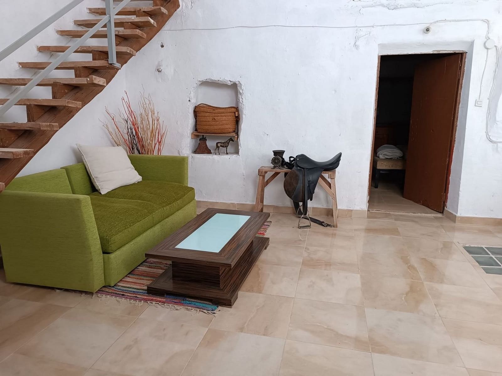 6 sypialnia Finka/Dom wiejski na sprzedaż w Yecla z basenem garażem - 130 000 € (Ref: 9301337)