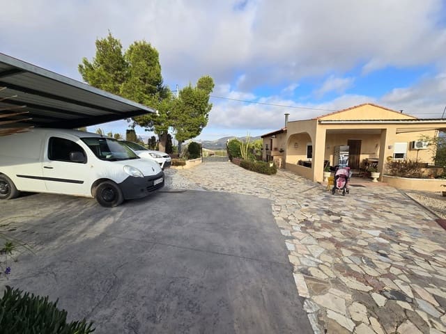 5 soverom Villa til salgs i Sax med svømmebasseng - € 375 000 (Ref: 9301338)