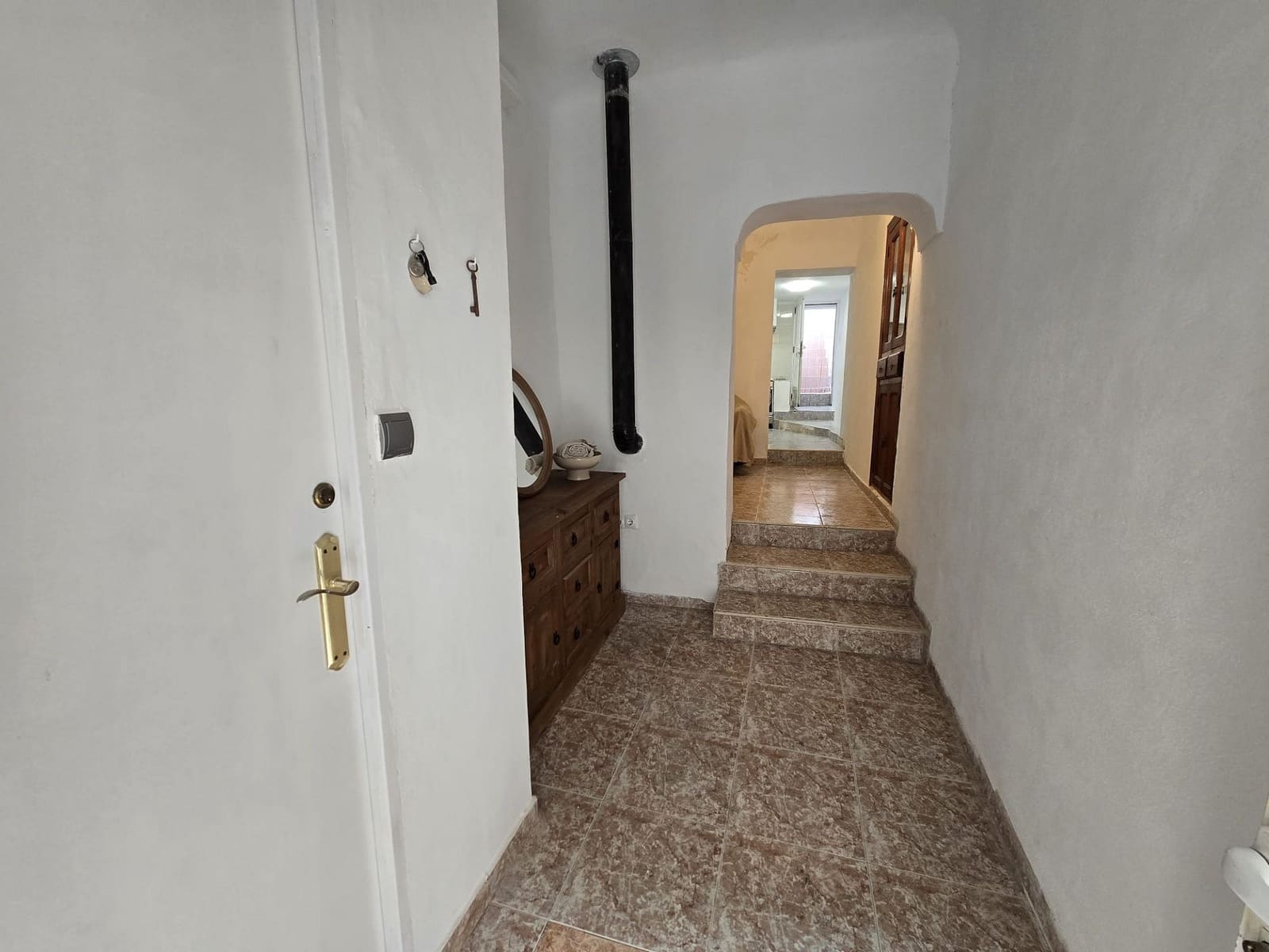 2 soveværelse Byhus til salg i Sax med swimmingpool - € 75.000 (Ref: 9301339)