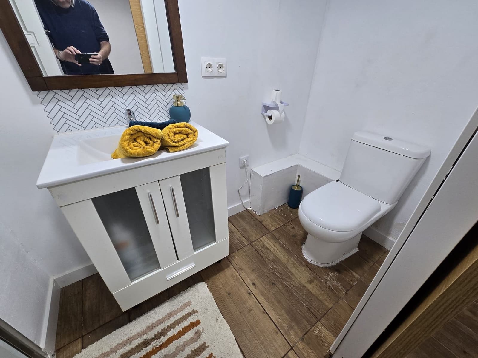 2 soveværelse Byhus til salg i Sax med swimmingpool - € 75.000 (Ref: 9301339)