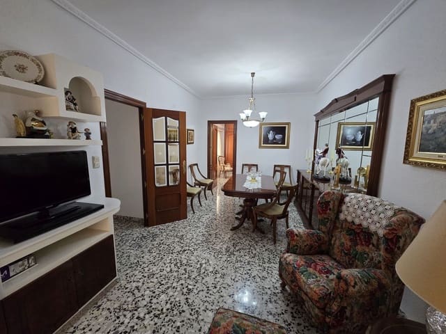 4 bedroom Apartment for sale in Sax - € 127,500 (Ref: 9301341)