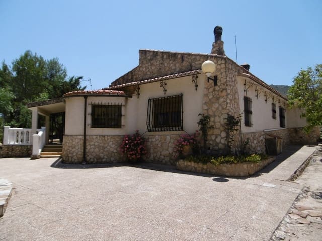 5 camera da letto Villa in vendita in Yecla con piscina garage - 249.000 € (Rif: 9301346)