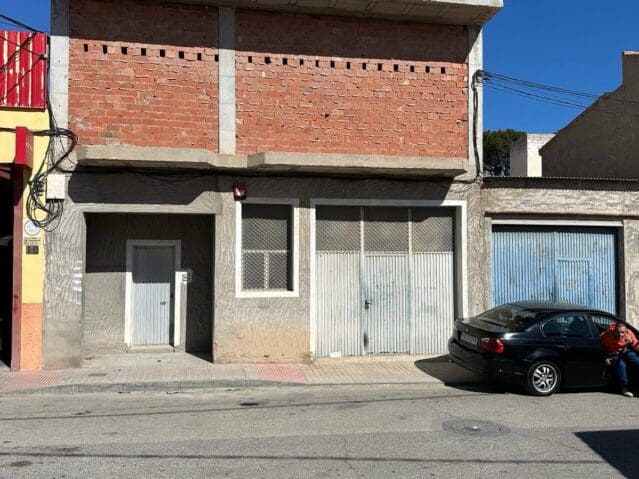 3 soveværelse Byhus til salg i La Romana - € 90.000 (Ref: 9301354)