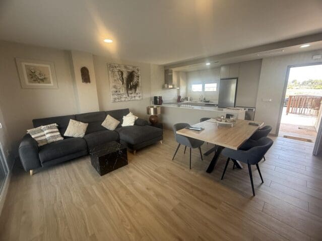 2 soveværelse Lejlighed til salg i Vistabella med swimmingpool - € 274.950 (Ref: 9301357)