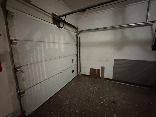 4 bedroom Villa for sale in Elda - € 385,000 (Ref: 9301358)