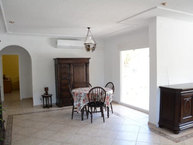 3 bedroom Villa for sale in Hondon de las Nieves with pool - € 420,000 (Ref: 9301359)