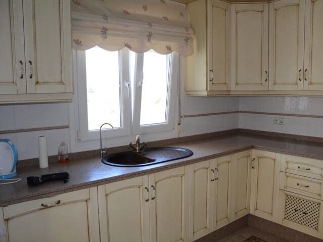 3 bedroom Villa for sale in Hondon de las Nieves with pool - € 420,000 (Ref: 9301359)