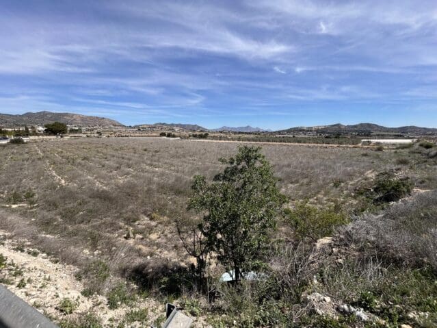 Rakentamaton maa myytävänä paikassa La Romana - 55 000 € (Ref: 9301360)