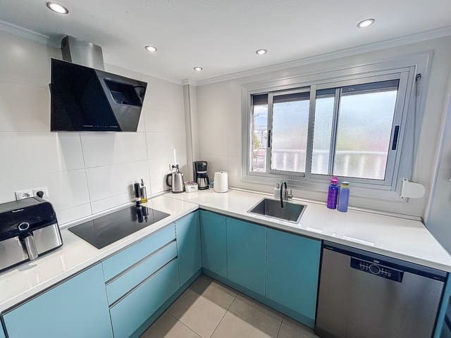 Apartamento de 3 habitaciones en Salinas en venta - 105.000 € (Ref: 9306283)