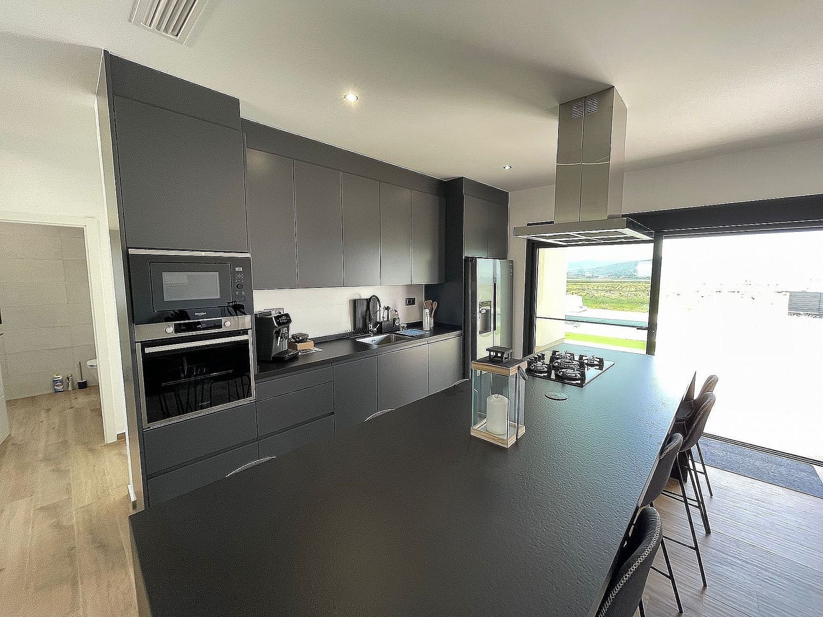 3 bedroom Villa for sale in Pinoso with pool garage - € 287,000 (Ref: 9312304)