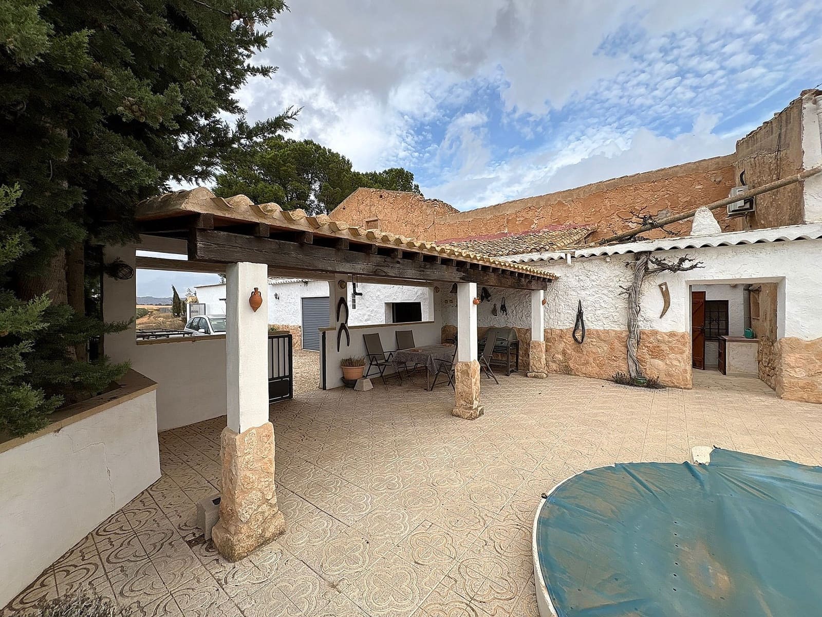 5 sypialnia Dom blizniak na sprzedaż w Pinoso z basenem garażem - 459 995 € (Ref: 9317162)