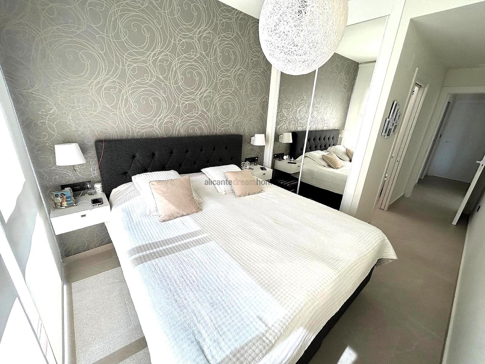 3 quarto Apartamento para venda em Torrevieja com piscina garagem - 359 000 € (Ref: 9317164)