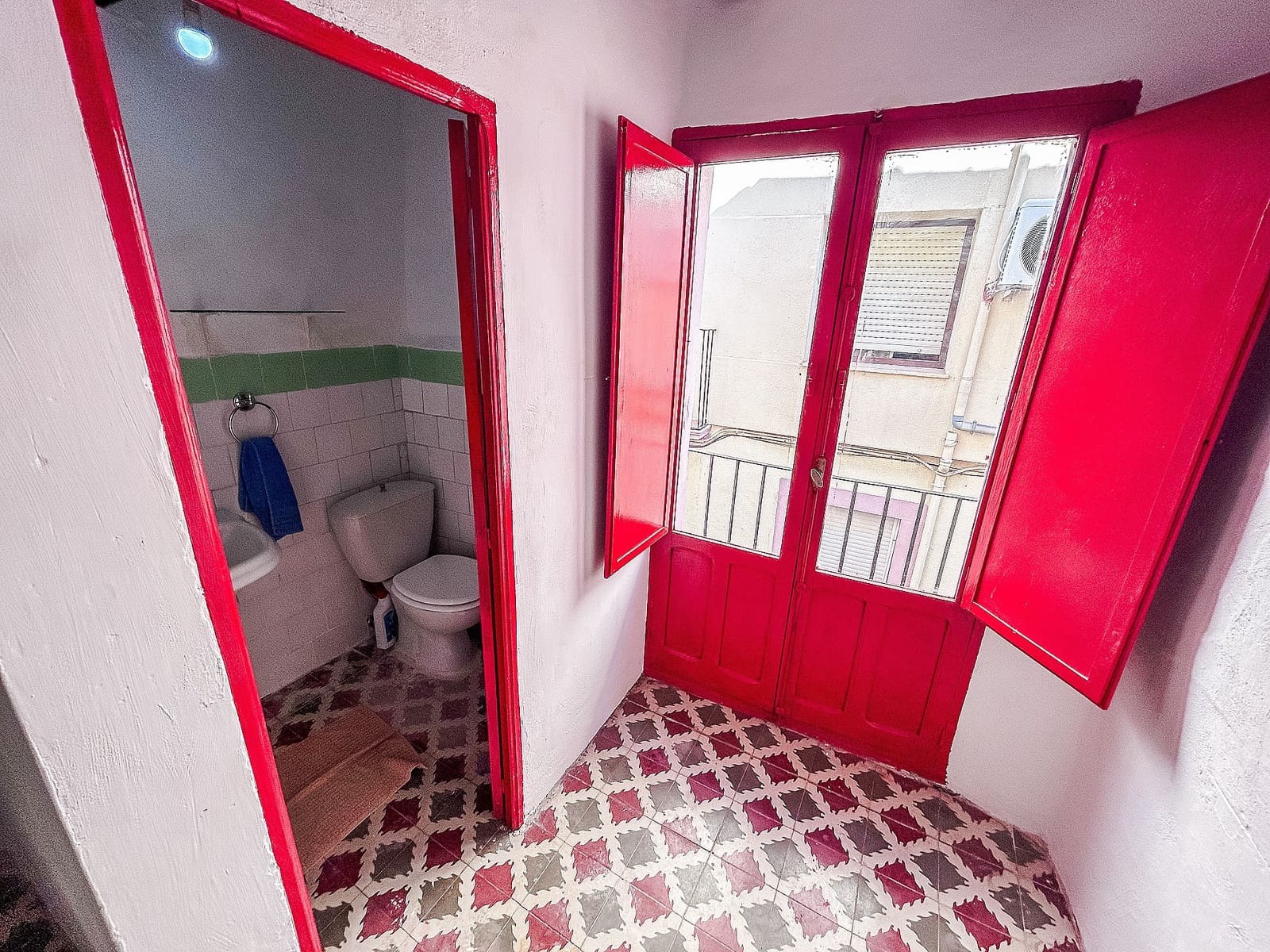 4 quarto Casa em Banda para venda em Onil - 90 000 € (Ref: 9330071)