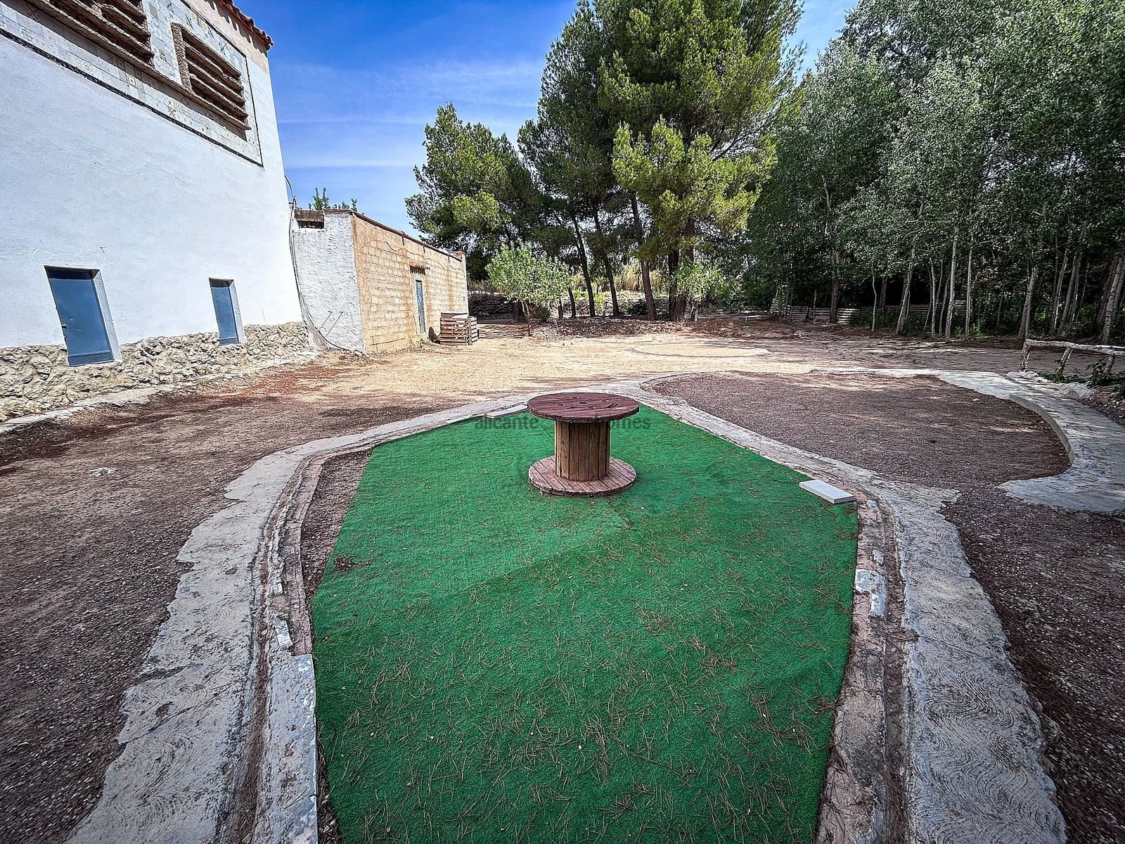 Finca/Landgut zu verkaufen in Almansa mit Garage - 140.000 € (Ref: 9334350)