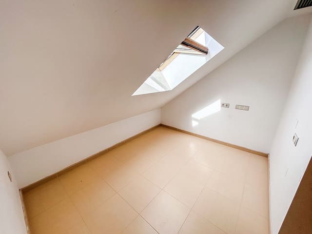 2 soverom Leilighet til salgs i Crevillente / Crevillent med garasje - € 145 000 (Ref: 9334351)