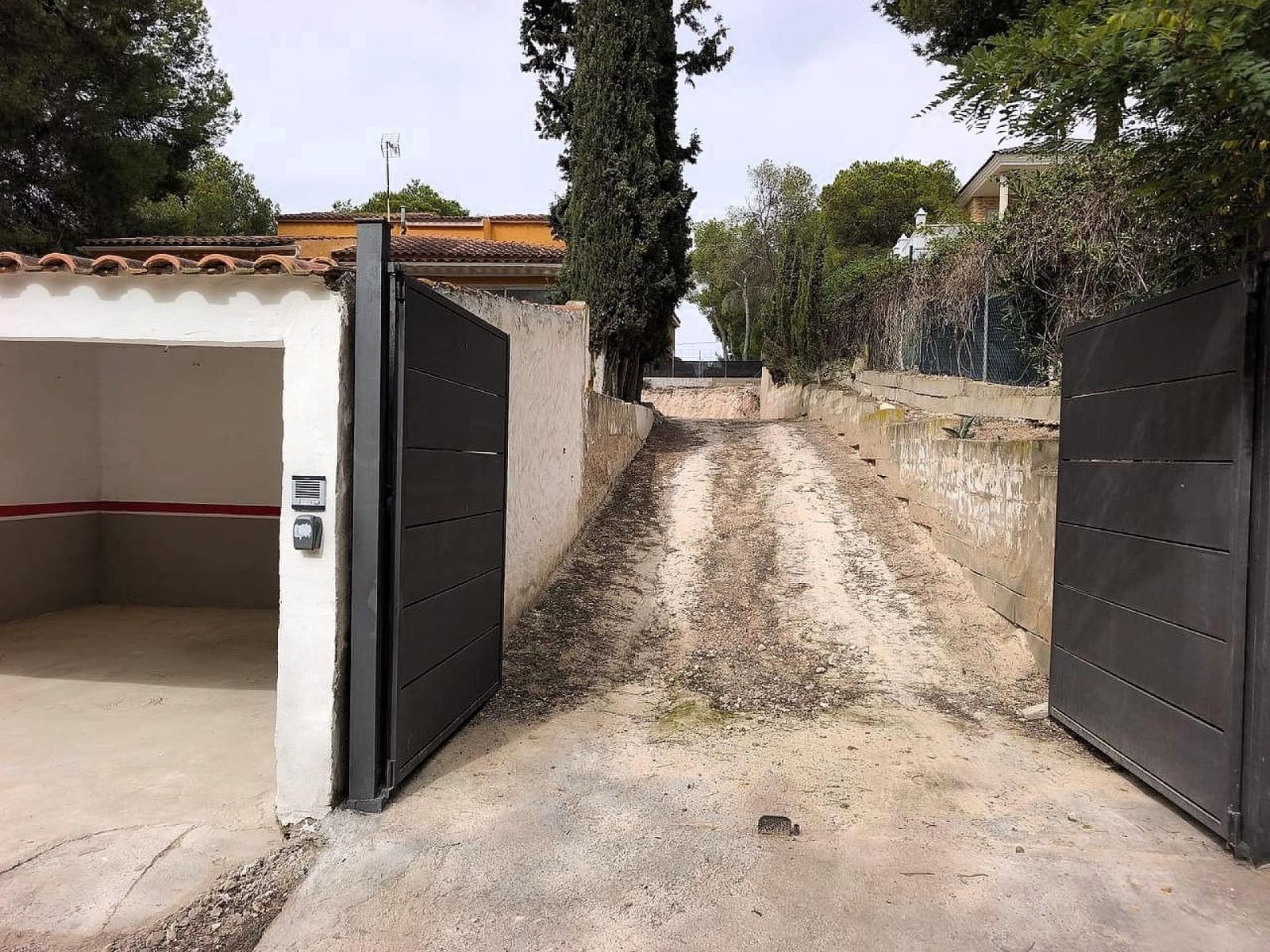 4 sypialnia Willa na sprzedaż w Tibi z garażem - 290 000 € (Ref: 9344309)