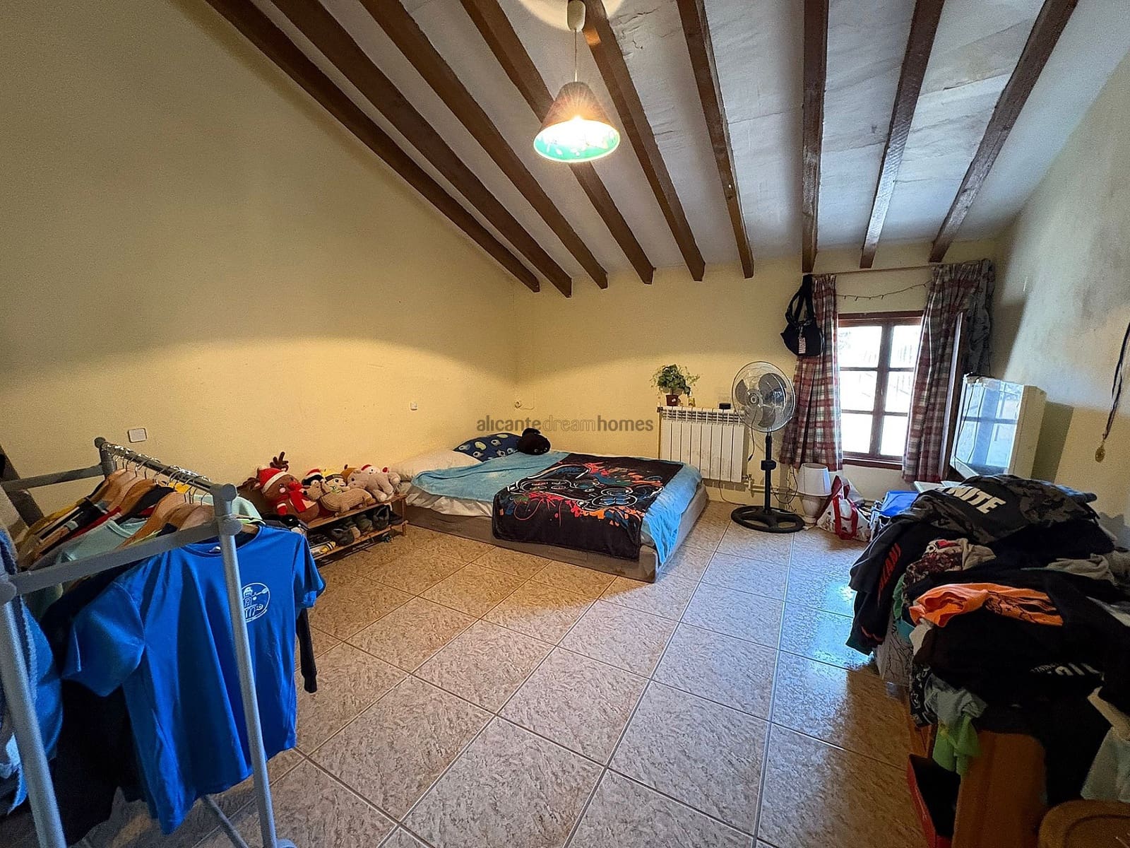 6 bedroom Townhouse for sale in Monovar / Monover with pool garage - € 179,995 (Ref: 9346741)