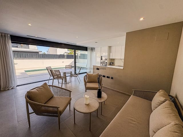 5 bedroom Villa for sale in Algorfa with pool - € 575,000 (Ref: 9348944)