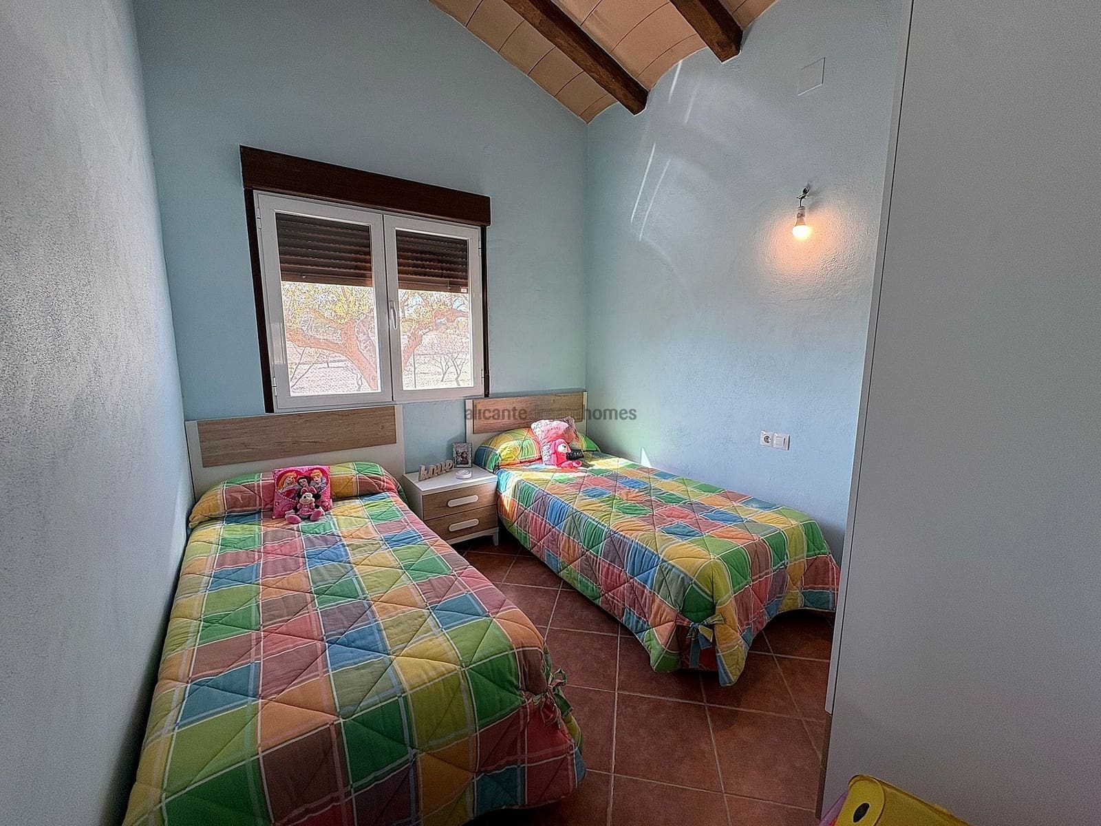 2 soveværelse Villa til salg i Sax med swimmingpool - € 199.995 (Ref: 9348945)