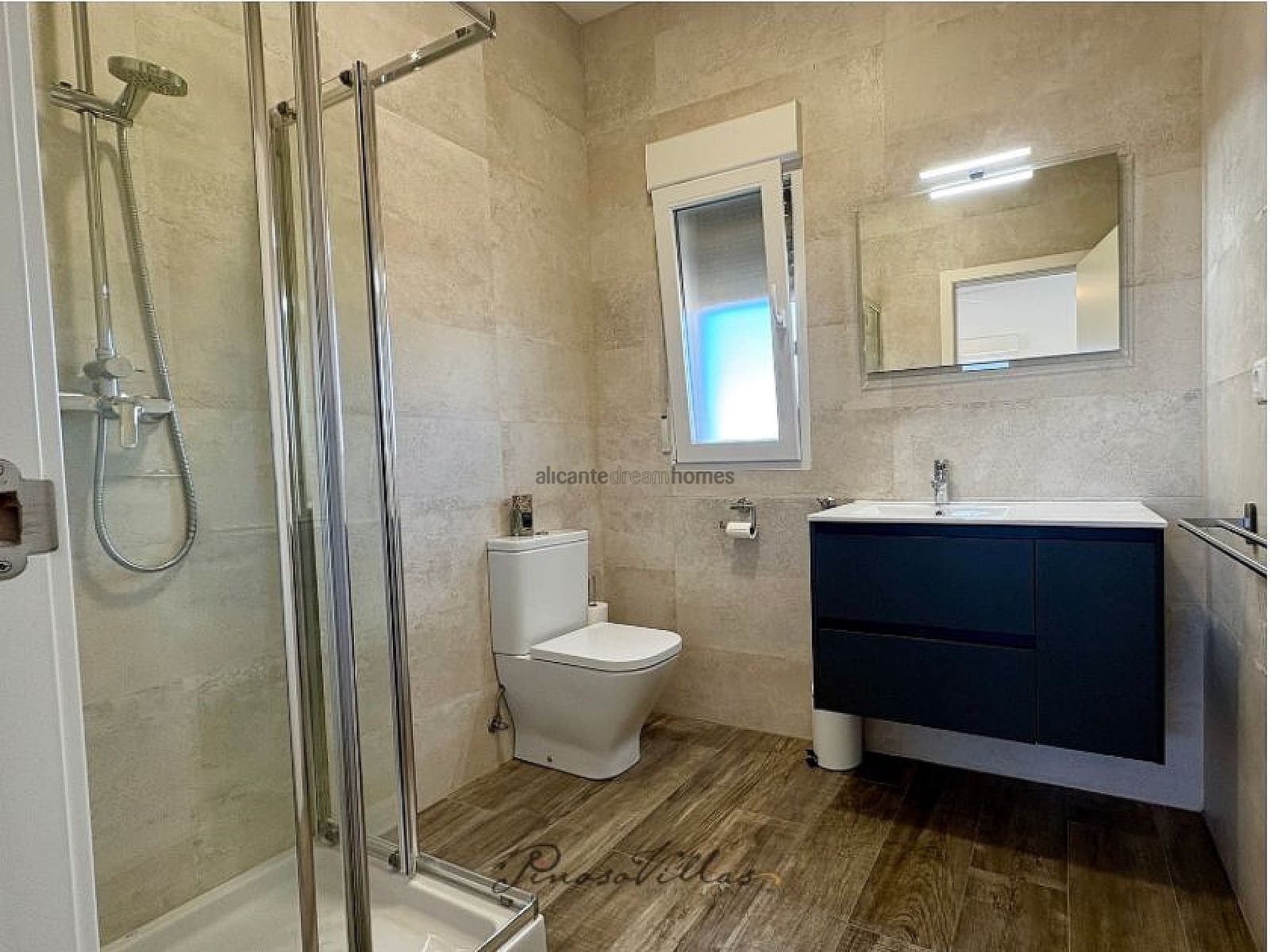 4 bedroom Villa for sale in Pinoso with pool garage - € 549,000 (Ref: 9353118)