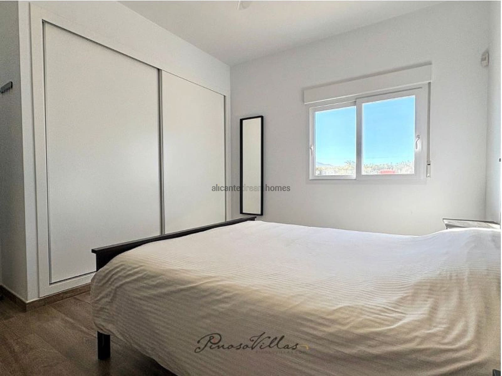 4 bedroom Villa for sale in Pinoso with pool garage - € 549,000 (Ref: 9353118)