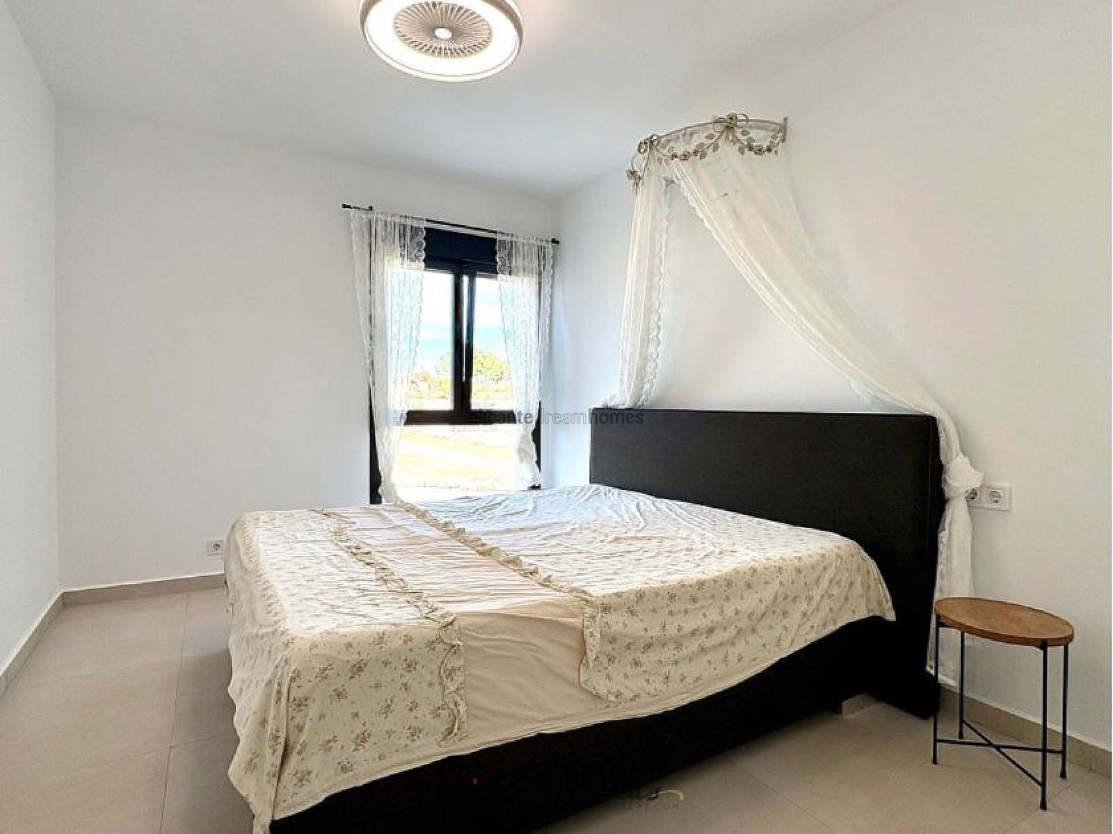 4 makuuhuone Huvila myytävänä paikassa Pinoso mukana uima-altaan - 449 950 € (Ref: 9371676)