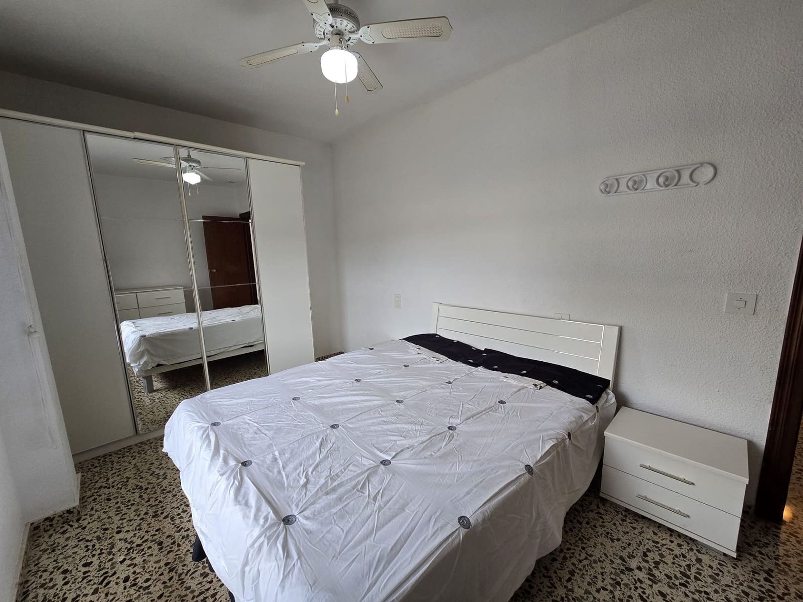 4 soveværelse Lejlighed til salg i Salinas med garage - € 89.995 (Ref: 9371678)