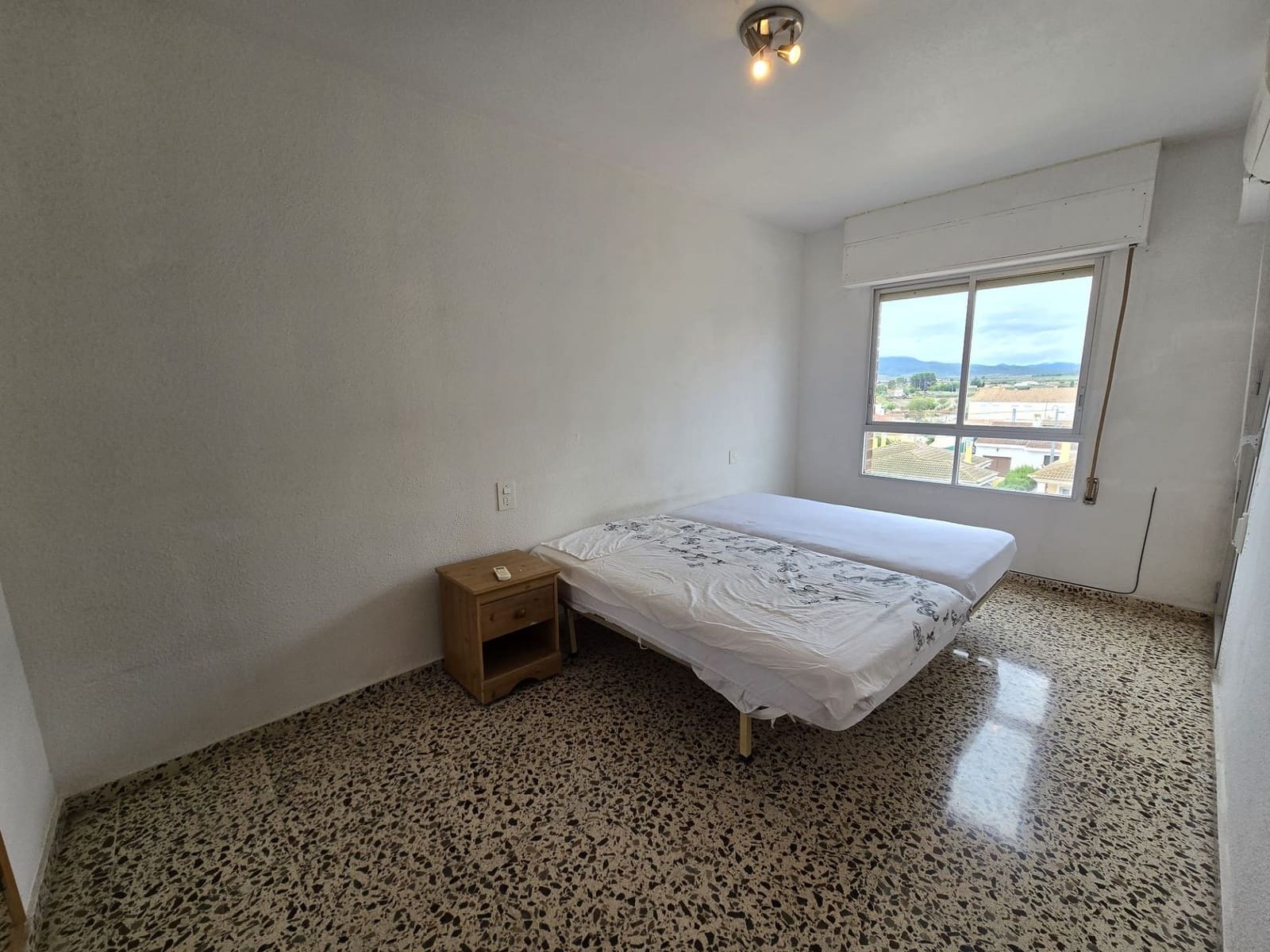 4 soveværelse Lejlighed til salg i Salinas med garage - € 89.995 (Ref: 9371678)