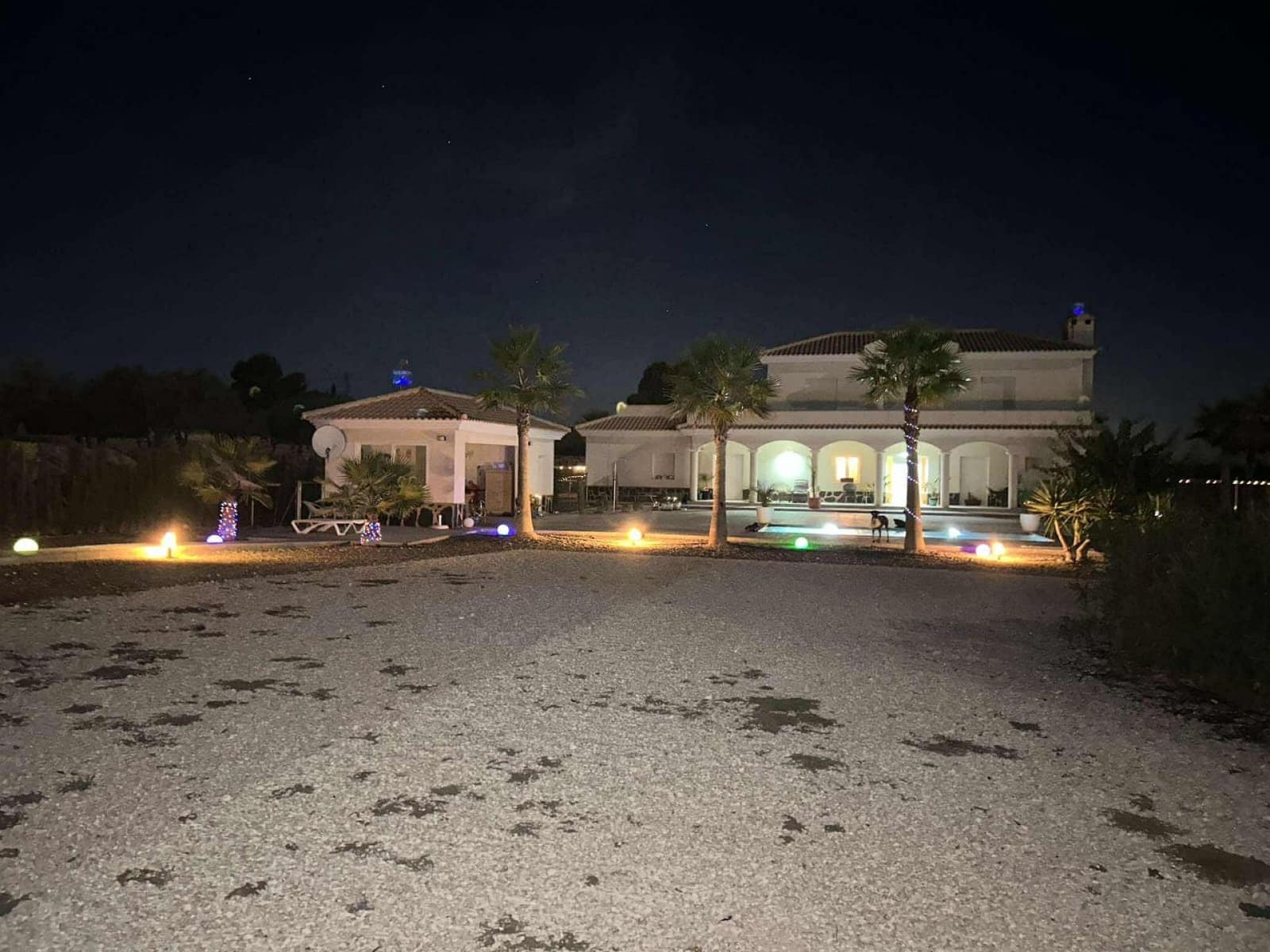 5 soverom Villa til salgs i Sax - € 495 000 (Ref: 9371679)