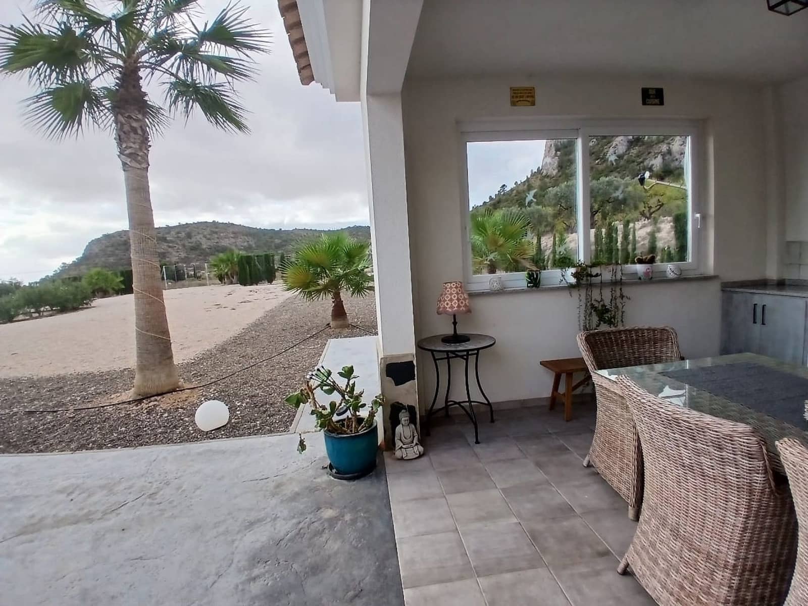 5 soverom Villa til salgs i Sax - € 495 000 (Ref: 9371679)