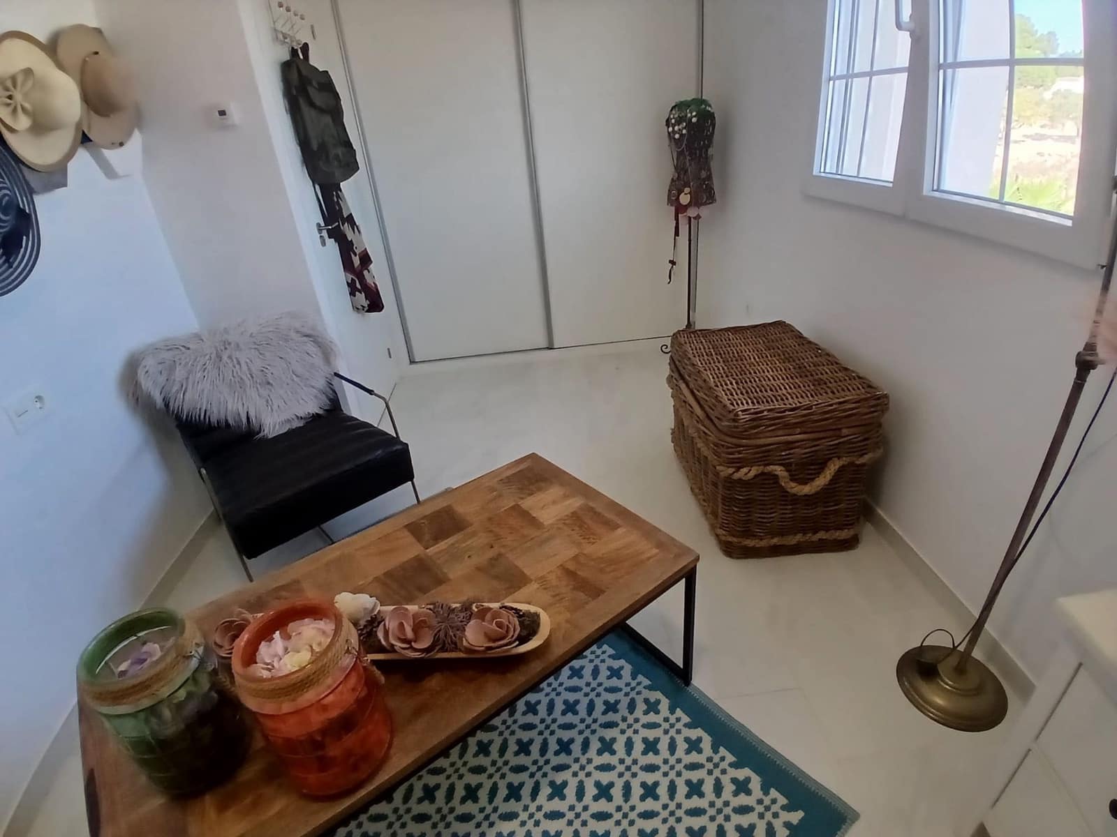 5 soverom Villa til salgs i Sax - € 495 000 (Ref: 9371679)