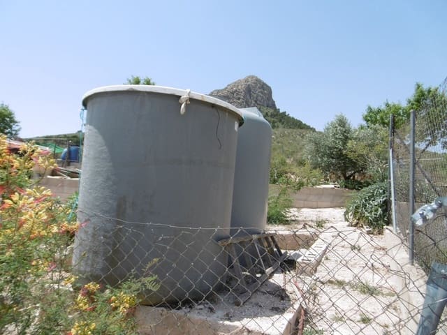 2 bedroom Finca/Country House for sale in Yecla with pool garage - € 120,000 (Ref: 9371680)