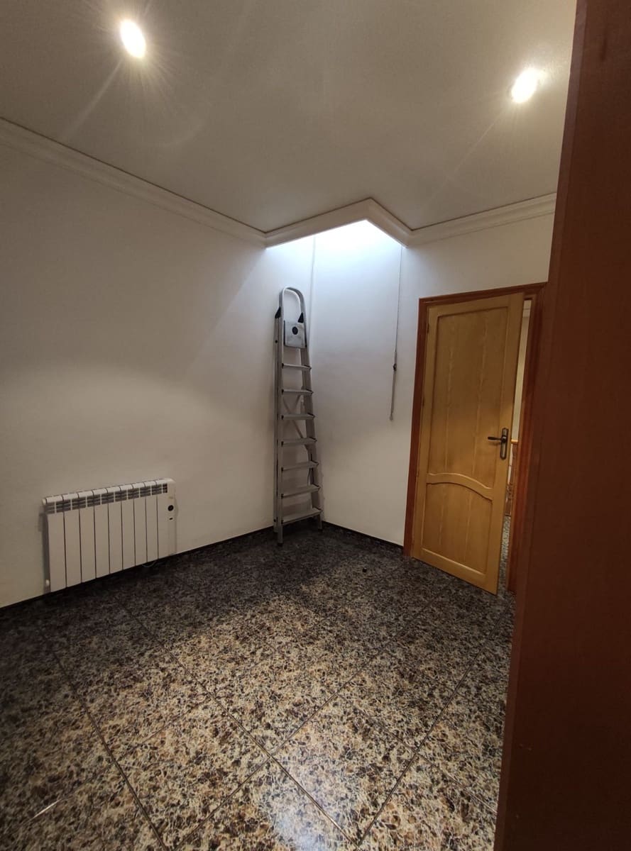 5 soverom Hus til salgs i Hondon de las Nieves med garasje - € 259 995 (Ref: 9371684)