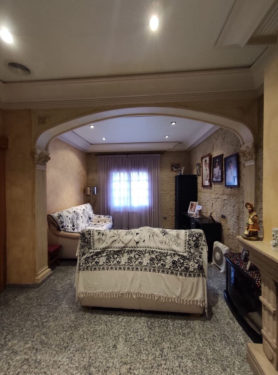 5 soverom Hus til salgs i Hondon de las Nieves med garasje - € 259 995 (Ref: 9371684)