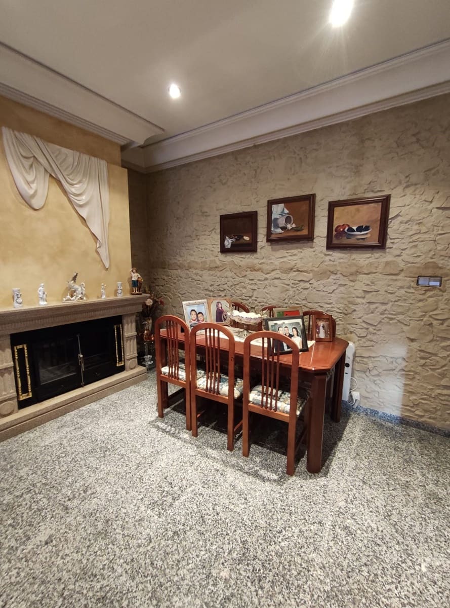 5 soverom Hus til salgs i Hondon de las Nieves med garasje - € 259 995 (Ref: 9371684)