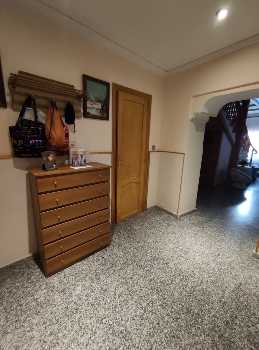 5 soverom Hus til salgs i Hondon de las Nieves med garasje - € 259 995 (Ref: 9371684)