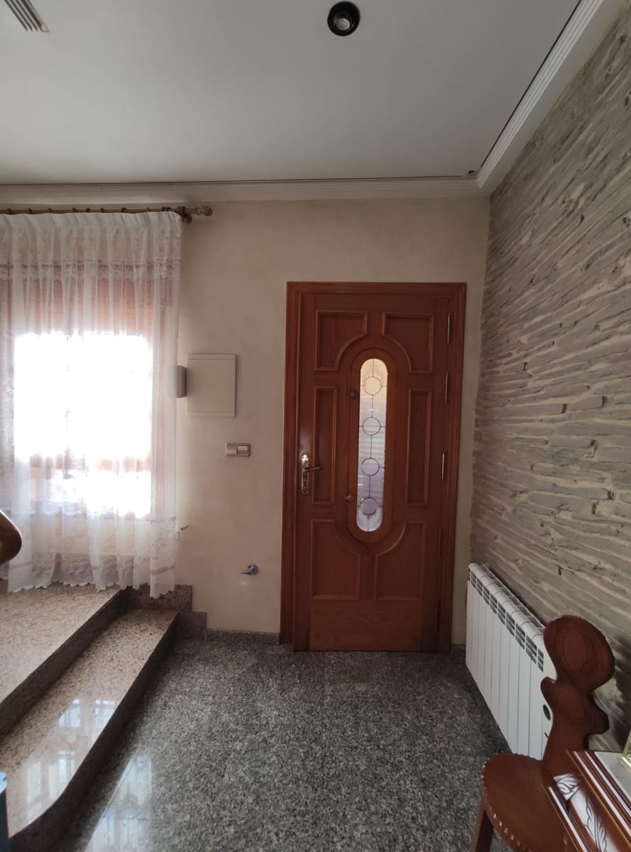 5 soverom Hus til salgs i Hondon de las Nieves med garasje - € 259 995 (Ref: 9371684)