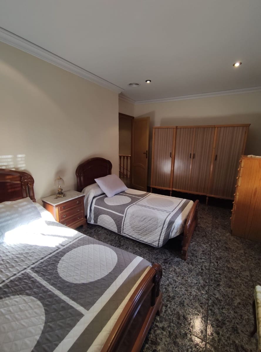 5 soverom Hus til salgs i Hondon de las Nieves med garasje - € 259 995 (Ref: 9371684)