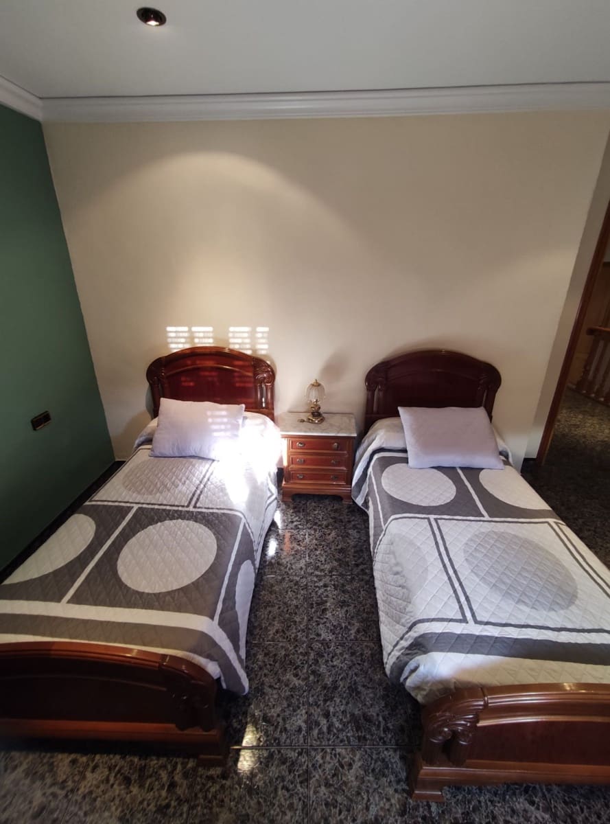 5 soverom Hus til salgs i Hondon de las Nieves med garasje - € 259 995 (Ref: 9371684)