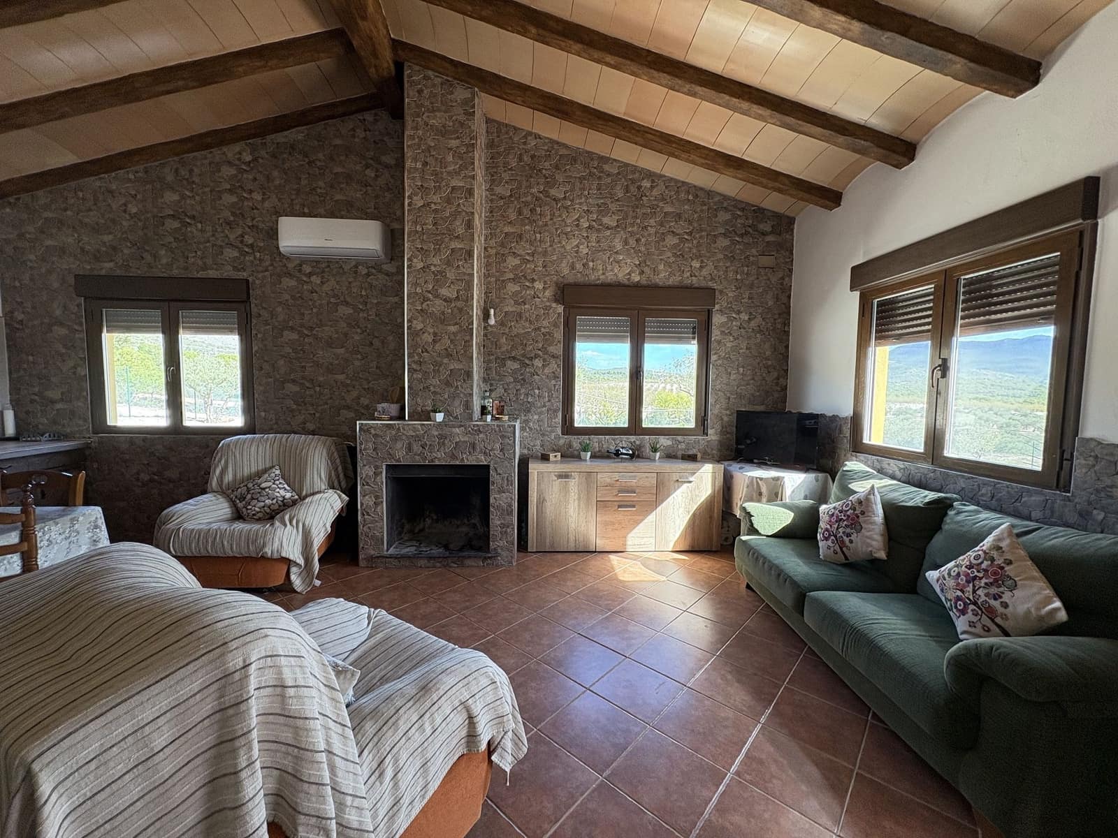 2 quarto Quinta/Casa Rural para venda em Sax - 199 995 € (Ref: 9371702)